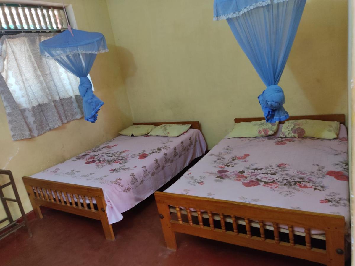Isuruma Rest Kataragama Δωμάτιο φωτογραφία